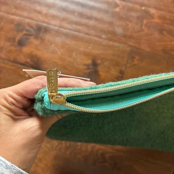 NEW Noted By Post It Laptop Pouch Case Cover Green Fuzzy Zipper 10 in x 15 in - Picture 4 of 6